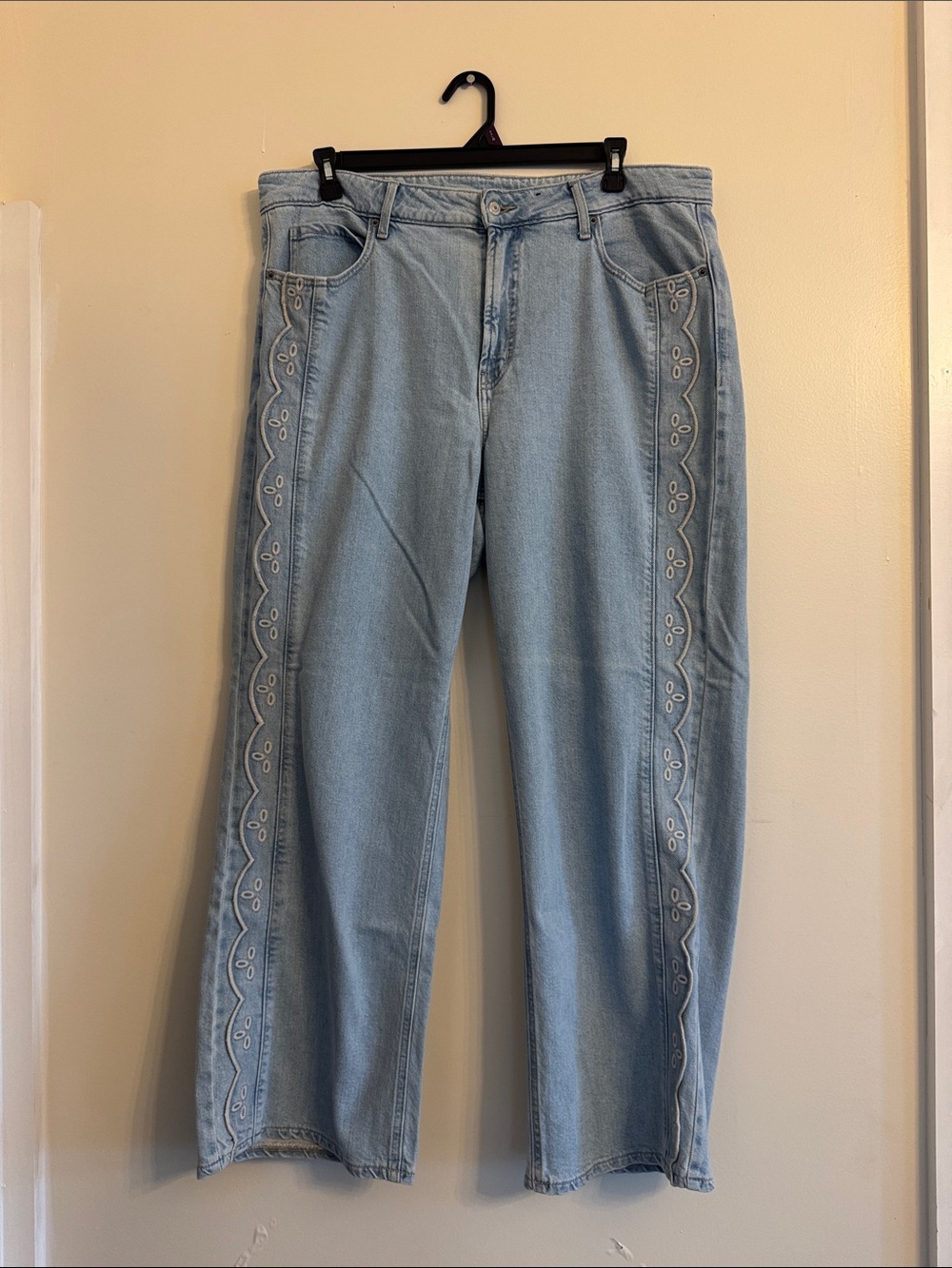 Old Navy Light Blue Wide Leg Jeans with Embroidered Side Panels